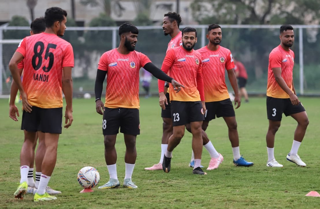 East Bengal vs. Bengaluru FC at Yuva Bharati: Fans Hope for a Thrilling Sunday