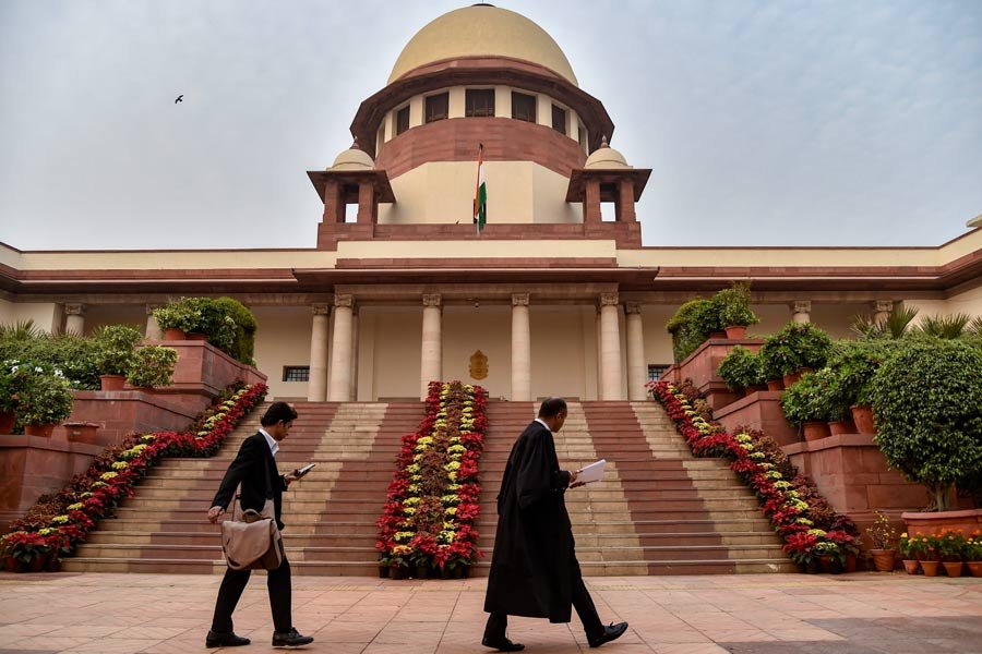 Supreme Court concern on government jobs in India