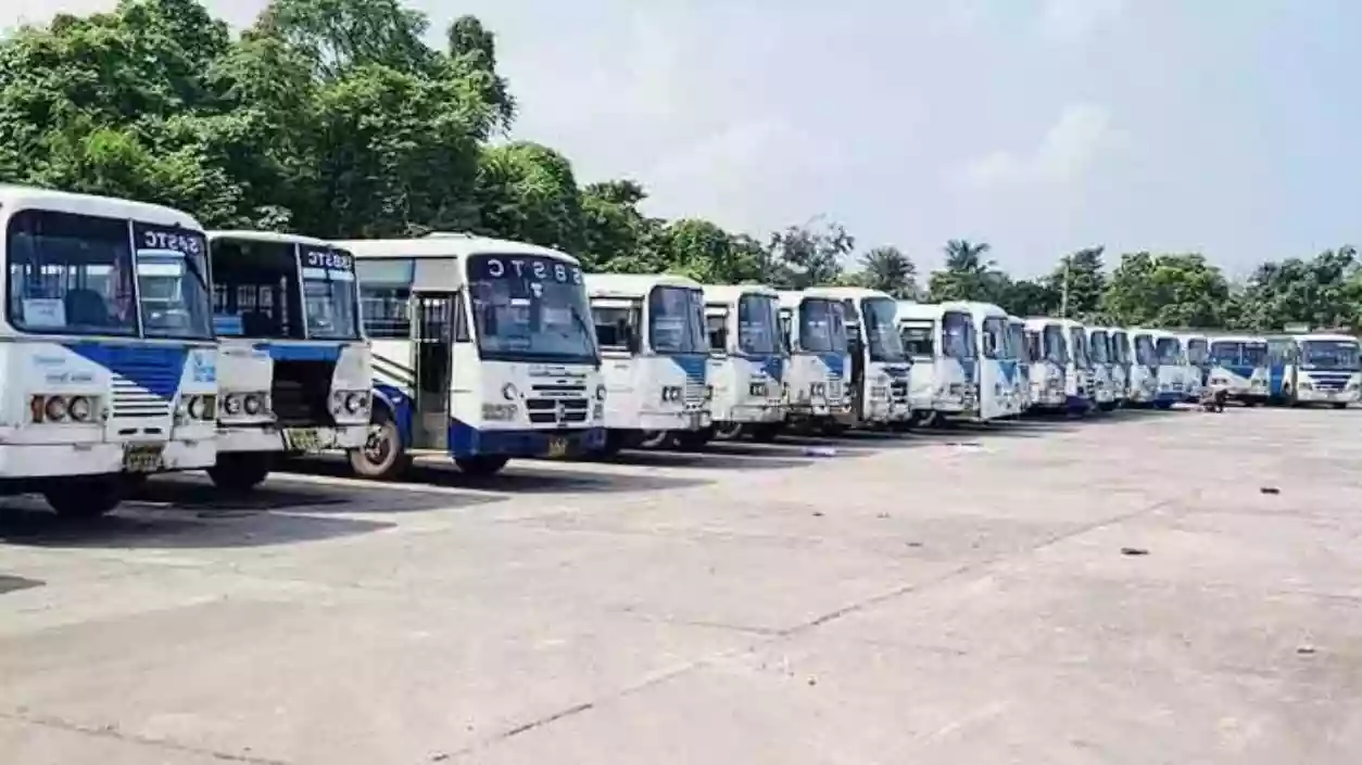 West Bengal government bus driver shortage 2025