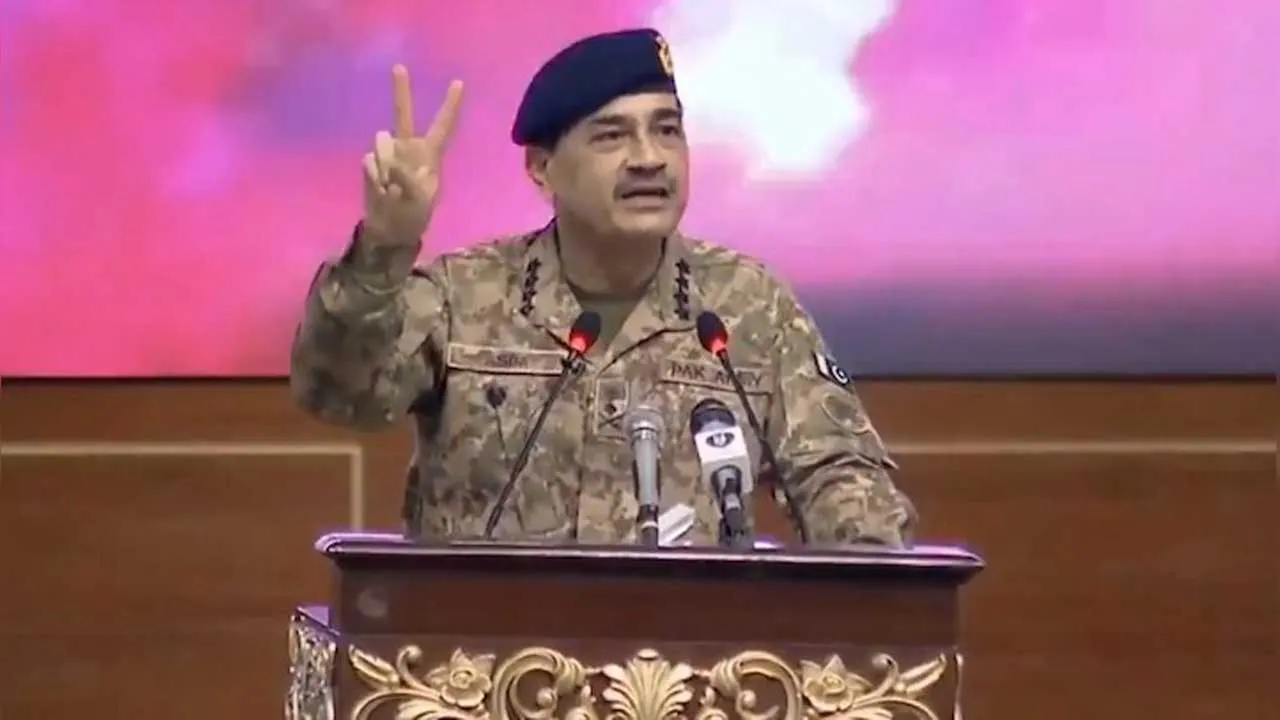 Pak Army Chief controversial Kashmir remarks